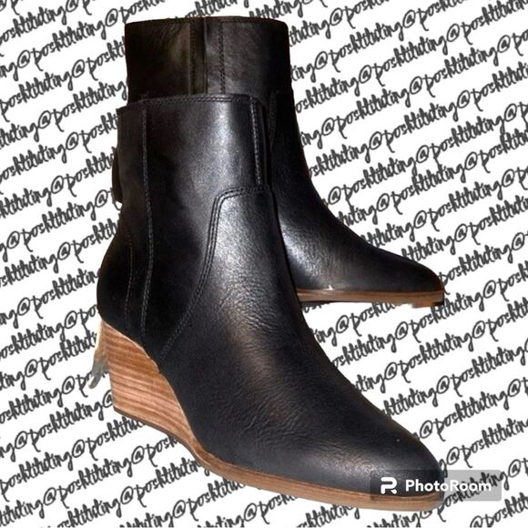 NWOT Lucky Brand Booties​ - Picture 1 of 7